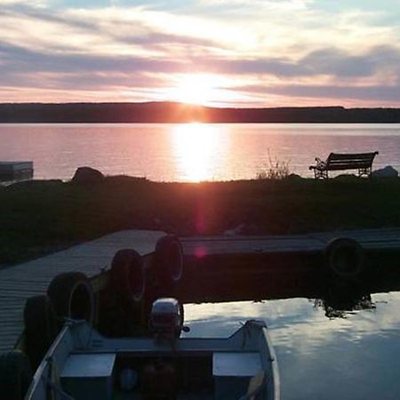 Wee Point Resort Manitowaning Zewnętrze zdjęcie