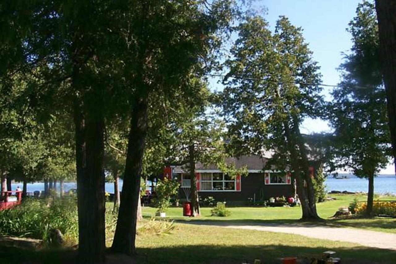 Wee Point Resort Manitowaning Zewnętrze zdjęcie
