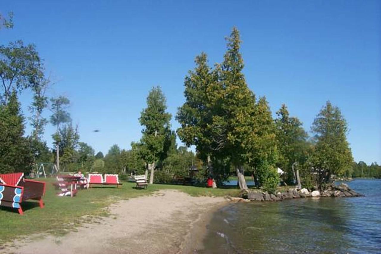 Wee Point Resort Manitowaning Zewnętrze zdjęcie