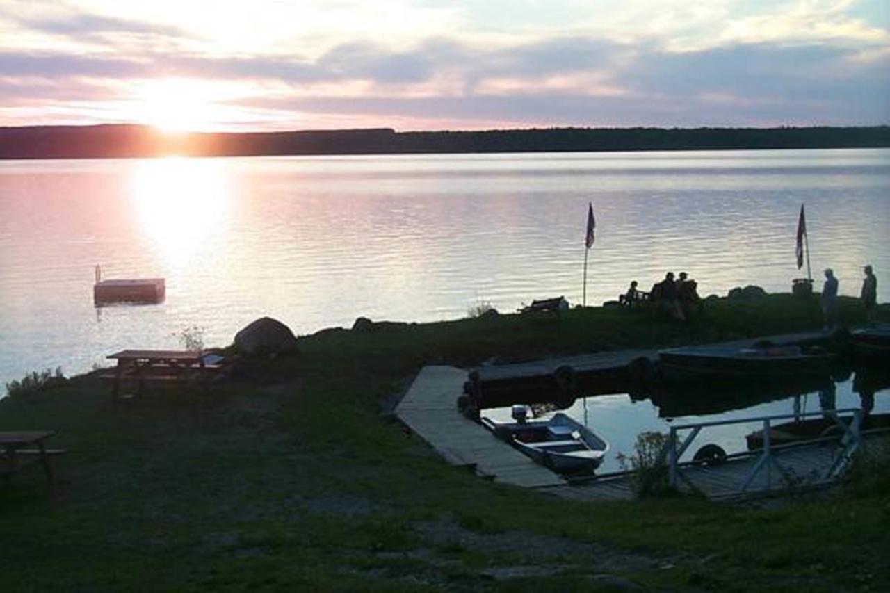 Wee Point Resort Manitowaning Zewnętrze zdjęcie