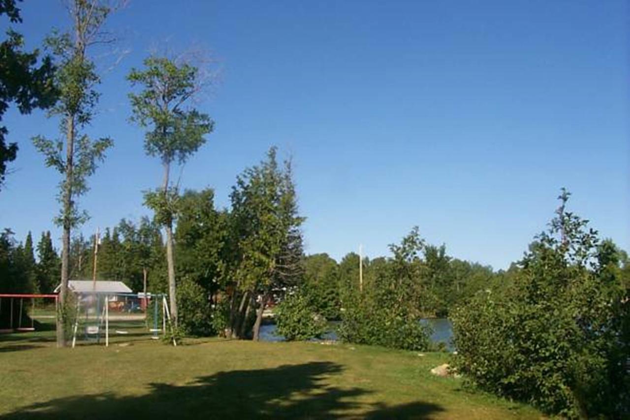 Wee Point Resort Manitowaning Zewnętrze zdjęcie
