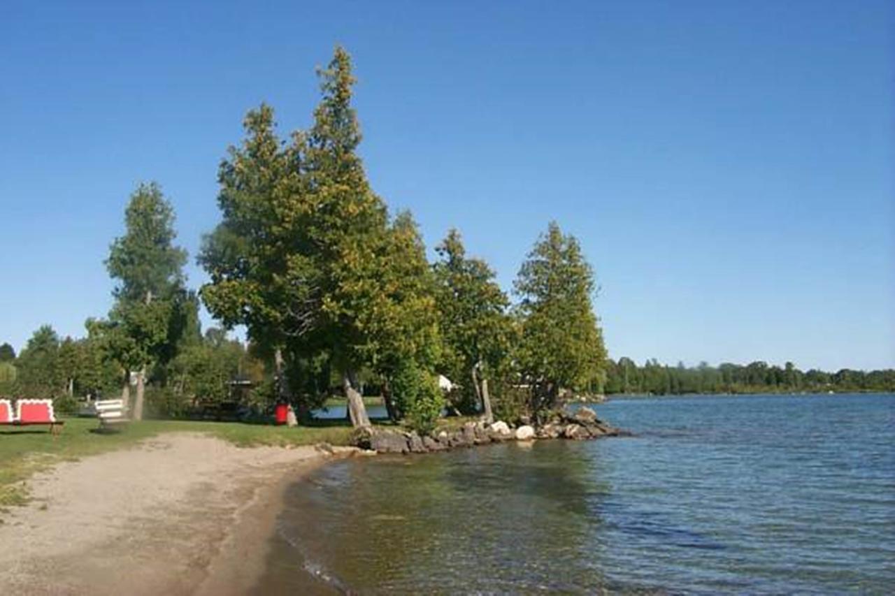Wee Point Resort Manitowaning Zewnętrze zdjęcie